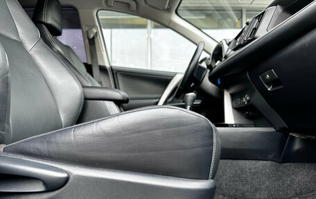 Toyota RAV4, 2018 год, 2 670 000 рублей, 30 фотография