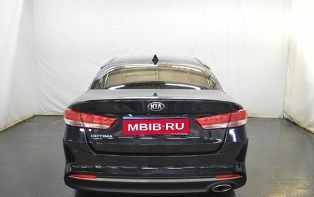KIA Optima IV, 2017 год, 1 350 000 рублей, 6 фотография