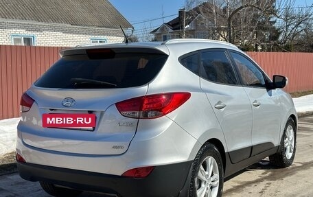 Hyundai ix35 I рестайлинг, 2010 год, 920 000 рублей, 7 фотография