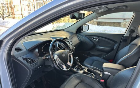 Hyundai ix35 I рестайлинг, 2010 год, 920 000 рублей, 17 фотография