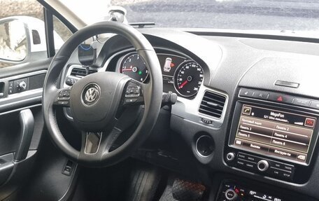 Volkswagen Touareg III, 2014 год, 2 760 000 рублей, 2 фотография