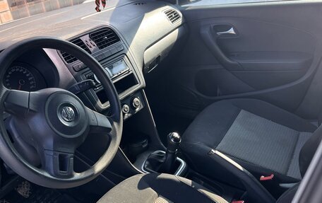 Volkswagen Polo VI (EU Market), 2011 год, 600 000 рублей, 3 фотография