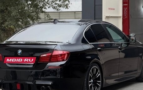 BMW 5 серия, 2012 год, 1 890 000 рублей, 2 фотография