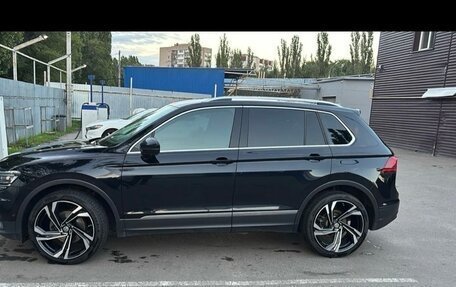 Volkswagen Tiguan II, 2018 год, 1 950 000 рублей, 10 фотография
