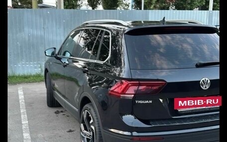 Volkswagen Tiguan II, 2018 год, 1 950 000 рублей, 11 фотография