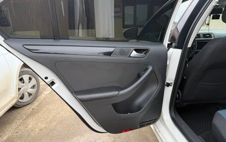 Volkswagen Jetta VI, 2013 год, 1 250 000 рублей, 10 фотография