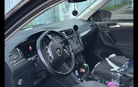 Volkswagen Tiguan II, 2017 год, 1 950 000 рублей, 5 фотография