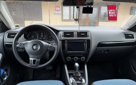 Volkswagen Jetta VI, 2013 год, 1 250 000 рублей, 6 фотография