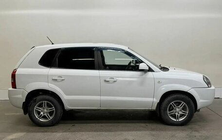 Hyundai Tucson III, 2005 год, 677 000 рублей, 6 фотография