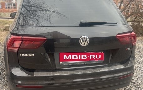 Volkswagen Tiguan II, 2017 год, 1 950 000 рублей, 14 фотография