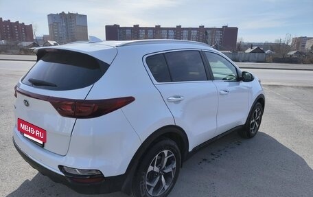 KIA Sportage IV рестайлинг, 2021 год, 2 799 999 рублей, 5 фотография