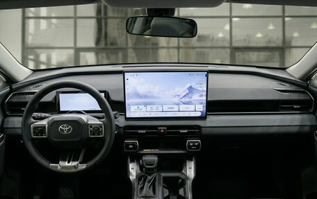 Toyota RAV4, 2026 год, 4 490 000 рублей, 8 фотография