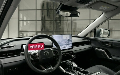 Toyota RAV4, 2026 год, 4 490 000 рублей, 7 фотография