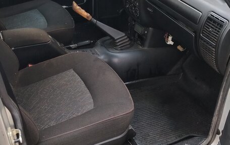 ГАЗ 31105 «Волга», 2005 год, 200 000 рублей, 13 фотография