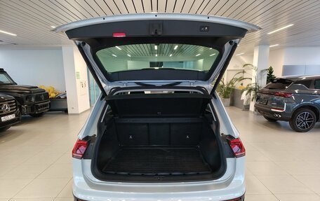 Volkswagen Tiguan II, 2018 год, 2 299 000 рублей, 5 фотография