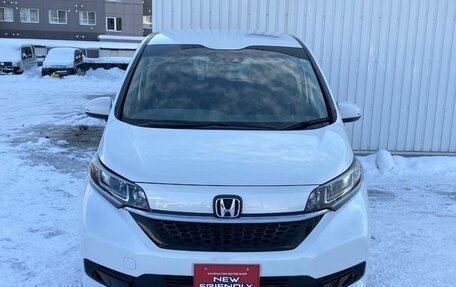 Honda Freed II, 2022 год, 1 540 000 рублей, 2 фотография