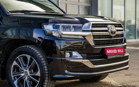 Toyota Land Cruiser 200, 2020 год, 7 898 000 рублей, 10 фотография