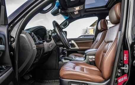 Toyota Land Cruiser 200, 2020 год, 7 898 000 рублей, 15 фотография