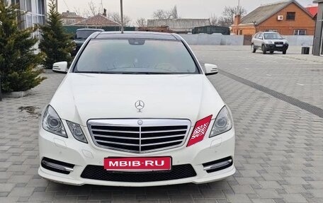 Mercedes-Benz E-Класс, 2012 год, 1 890 000 рублей, 1 фотография