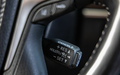 Toyota Land Cruiser 200, 2020 год, 7 898 000 рублей, 24 фотография