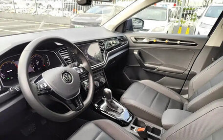 Volkswagen T-Roc I, 2023 год, 1 680 555 рублей, 10 фотография