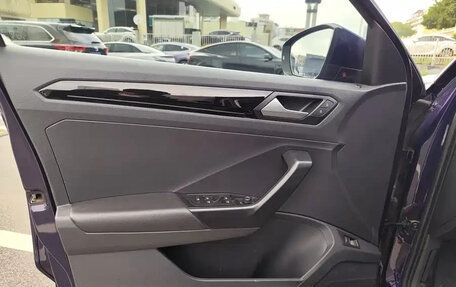 Volkswagen T-Roc I, 2023 год, 1 680 555 рублей, 15 фотография