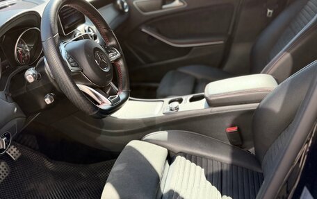 Mercedes-Benz GLA, 2019 год, 2 990 000 рублей, 9 фотография