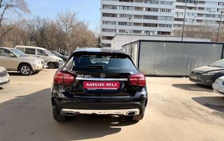 Mercedes-Benz GLA, 2019 год, 2 990 000 рублей, 5 фотография