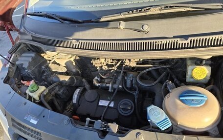 Volkswagen Transporter T5 рестайлинг, 2007 год, 890 000 рублей, 15 фотография