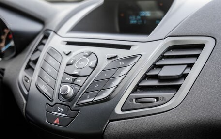 Ford Fiesta, 2015 год, 1 048 000 рублей, 29 фотография