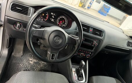 Volkswagen Jetta VI, 2012 год, 959 000 рублей, 5 фотография