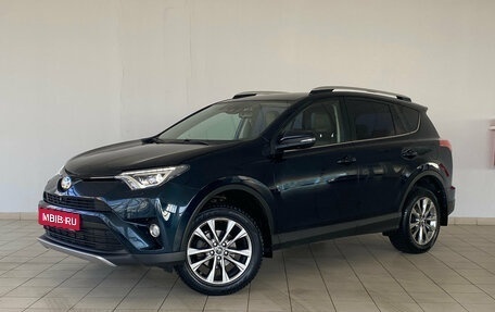 Toyota RAV4, 2019 год, 3 050 000 рублей, 1 фотография