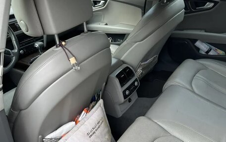 Audi A7, 2011 год, 1 900 000 рублей, 6 фотография