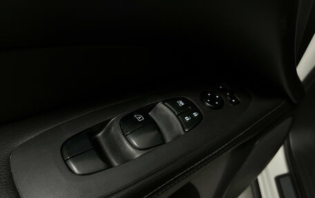 Nissan Pathfinder, 2015 год, 1 790 000 рублей, 7 фотография