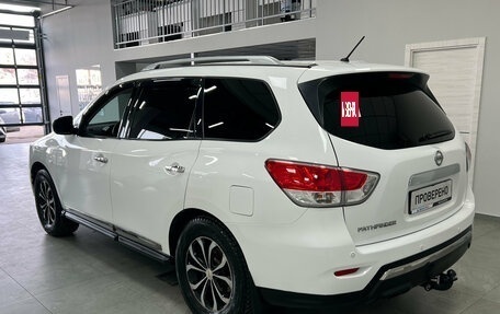 Nissan Pathfinder, 2015 год, 1 790 000 рублей, 4 фотография