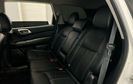 Nissan Pathfinder, 2015 год, 1 790 000 рублей, 20 фотография