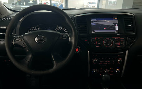 Nissan Pathfinder, 2015 год, 1 790 000 рублей, 14 фотография