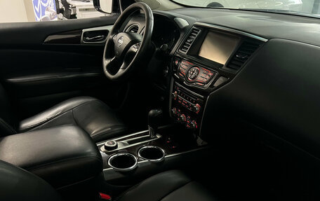 Nissan Pathfinder, 2015 год, 1 790 000 рублей, 21 фотография