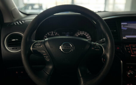 Nissan Pathfinder, 2015 год, 1 790 000 рублей, 13 фотография