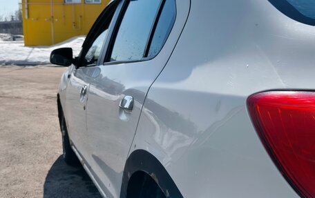 Renault Logan II, 2015 год, 220 000 рублей, 9 фотография