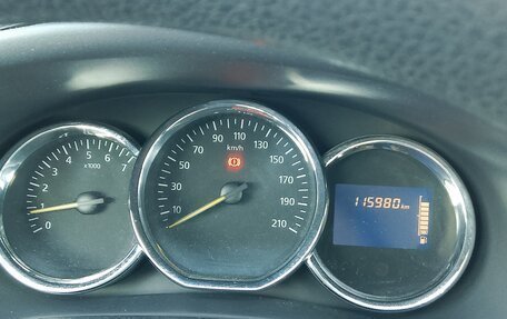 Renault Logan II, 2015 год, 799 000 рублей, 7 фотография