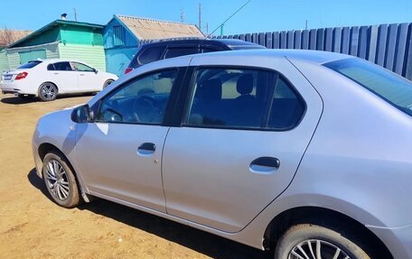 Renault Logan II, 2015 год, 799 000 рублей, 5 фотография