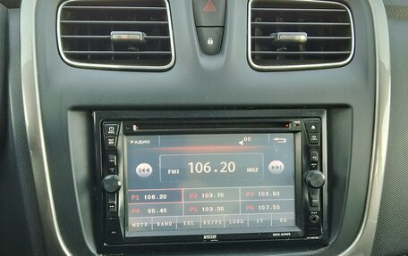 Renault Logan II, 2015 год, 799 000 рублей, 10 фотография