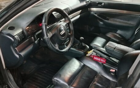 Audi A4, 1998 год, 250 000 рублей, 2 фотография