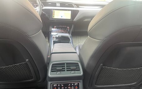 Audi e-tron I, 2020 год, 5 500 000 рублей, 5 фотография