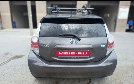 Toyota Aqua I, 2014 год, 765 000 рублей, 2 фотография