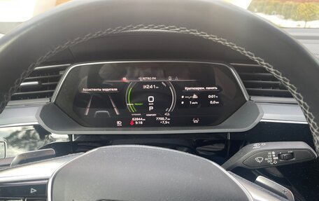 Audi e-tron I, 2020 год, 5 500 000 рублей, 13 фотография