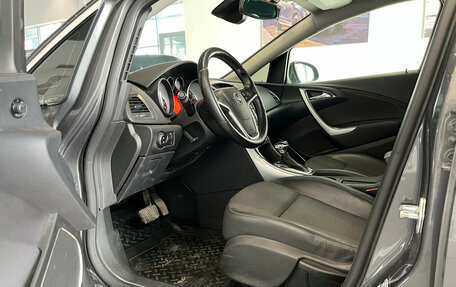 Opel Astra J, 2011 год, 690 000 рублей, 10 фотография