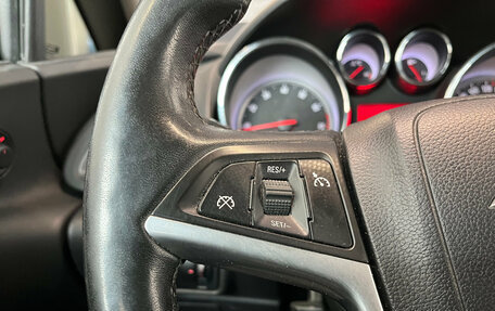 Opel Astra J, 2011 год, 690 000 рублей, 24 фотография