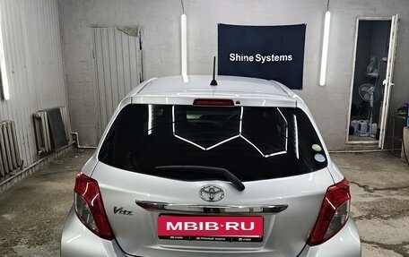 Toyota Vitz, 2011 год, 750 000 рублей, 9 фотография